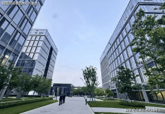 自持约1.业体量