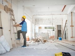 、实正在外不雅：产物模具按照实正在石头精细